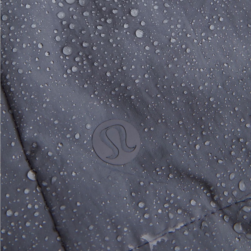 Lululemon Water Resistant Gray Women's Jacket - Picture 8 of 13